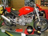 2001 Ducati Monster 900 photo